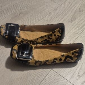 Naturalizer Black and Tan Leopard Flats